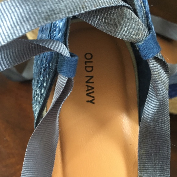NWOT OLD NAVY Lace Up Espadrille Wedge Peep Toe Blue Sandals - Size 10 - Picture 11 of 15
